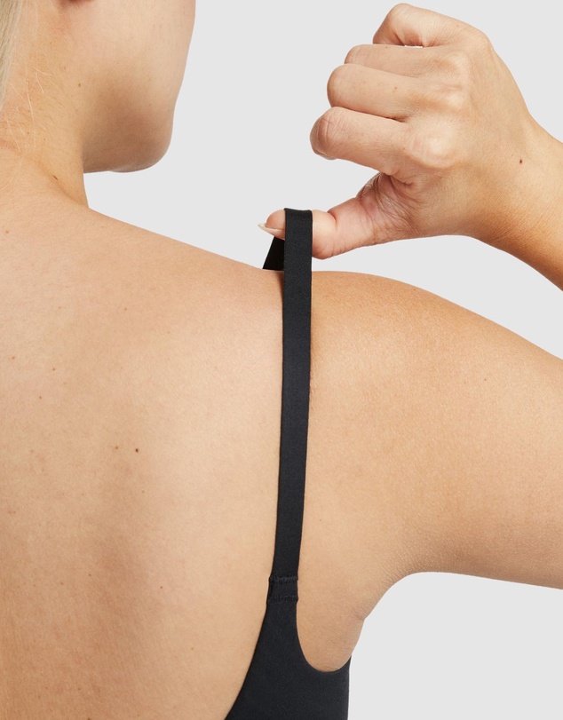 Nike - Maternity Light-Support Lightly Lined Nursing Sports Bra