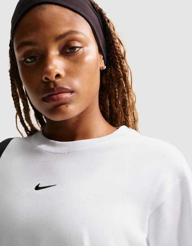 Nike - Sportswear Classic Short Sleeve Tee