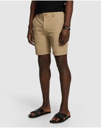 yd. - Performance Stretch Short