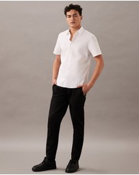 Calvin Klein - Cotton Stretch Classic Button Down Shirt