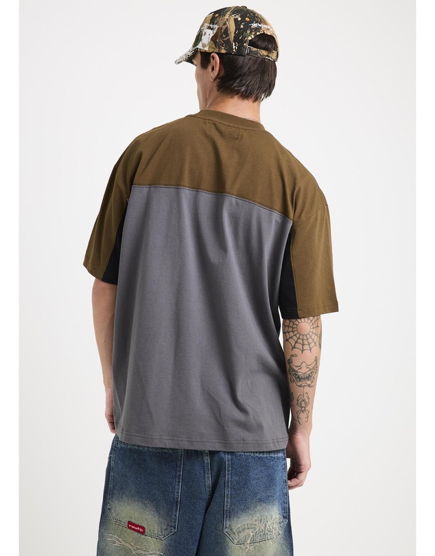 Insight - Saturn Y2K T-Shirt
