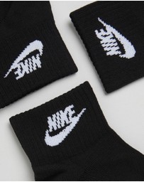 Nike - Everyday Essential Ankle Socks 3-Pack - Unisex