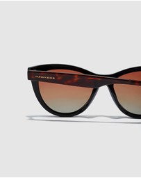 Hawkers Co - HAWKERS - NOLITA Black Havana Sunglasses for Women UV400