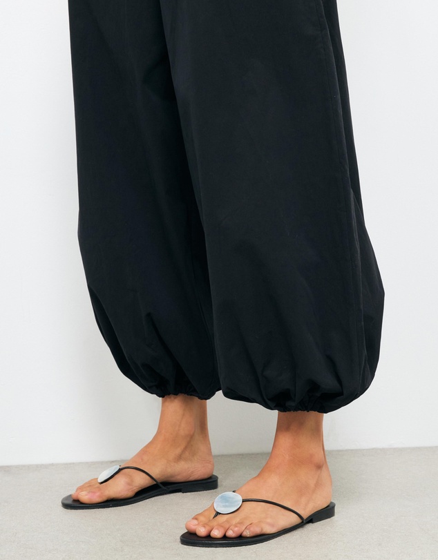 AERE - Lori Poplin Balloon Pants