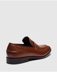 Uncut - Spargo Loafers