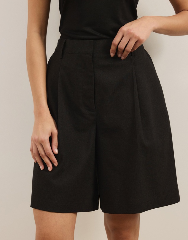 Atmos&Here - Freya Linen Blend Bermuda Shorts