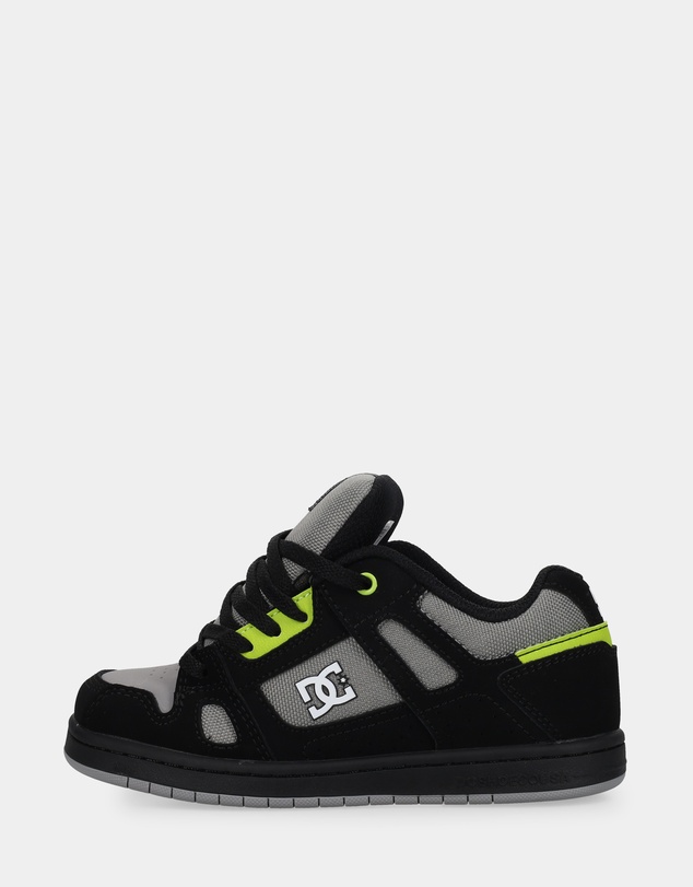 DC Shoes - Boys 8 to 16 Stag Youth Sneakers