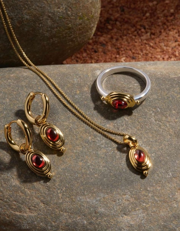 Najo - Horizon Garnet Necklace