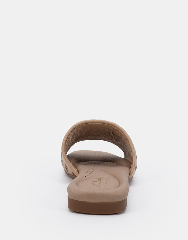 Clarks - Yana Nude
