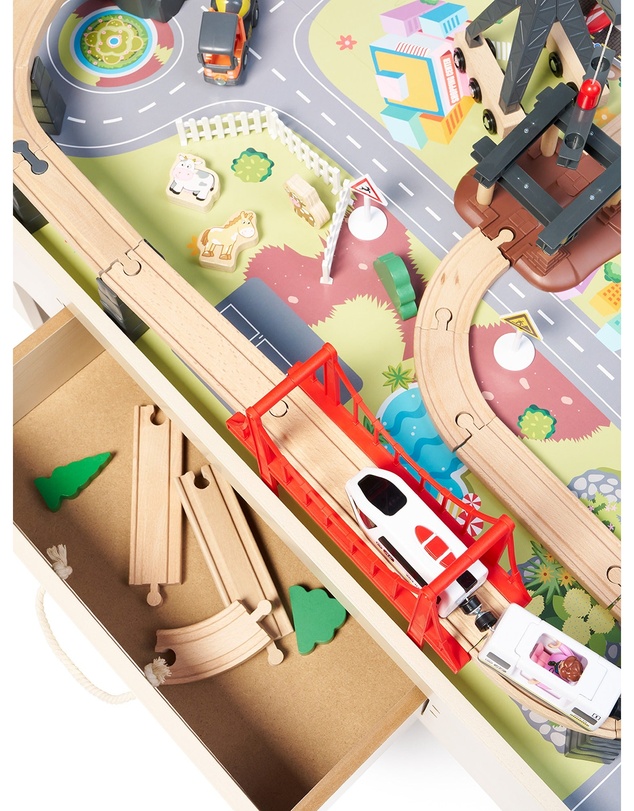 Bello - Metro City Train Table
