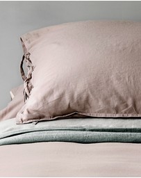 Aura Home - Maison Vintage Standard Pillowcase