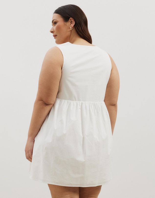 Atmos&Here Curvy - Louisa V-Neck Mini Dress