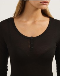Atmos&Here - Wool Blend Henley Long Sleeve Top