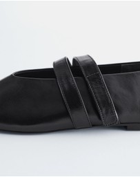& Other Stories - Cross-Strap Leather Ballet Flats