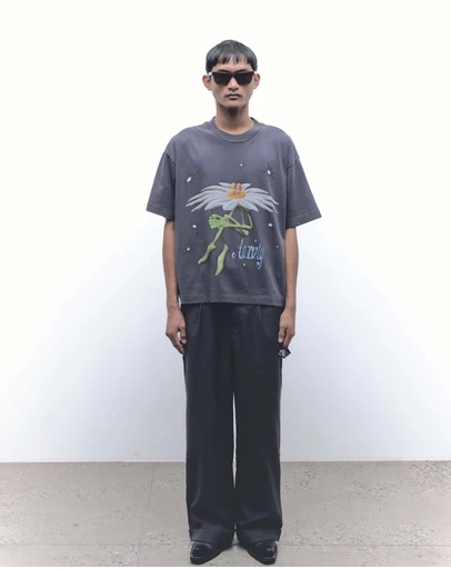 JUNGLES JUNGLES - Anxiety Flower Tee