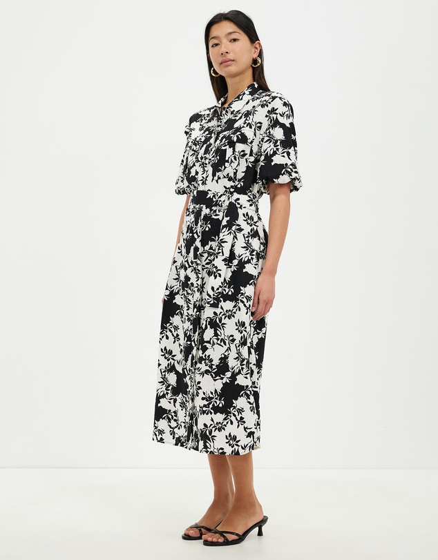 Grace Willow - Aria Linen Dress