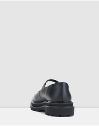 Rollie - Mary Jane Step Shoe