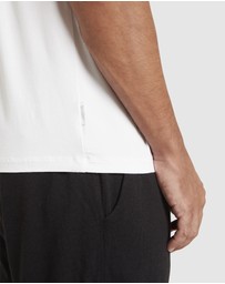 Boody - 2-Pack  V-Neck T-Shirt