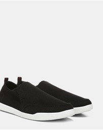 Vionic - Malibu Slip-On Sneaker - Black Waffle Knit