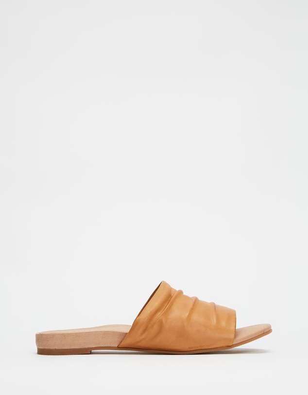 Mia Vita - Maple Slide - Tan