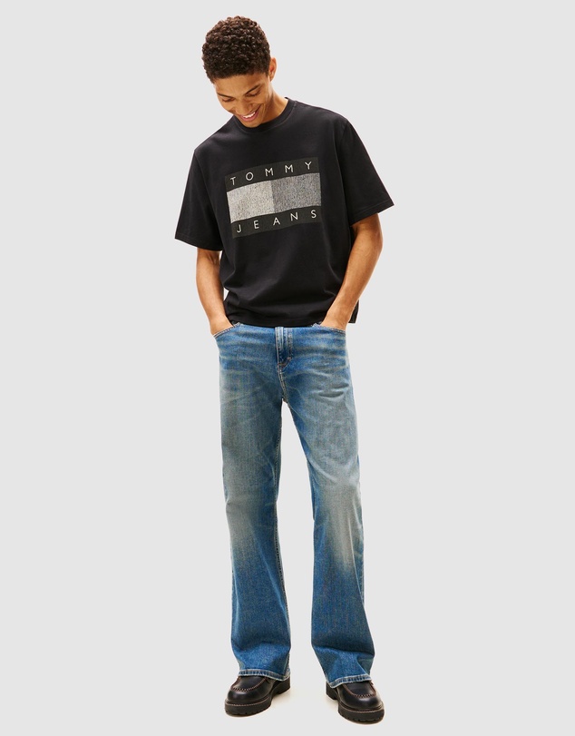 Tommy Jeans - 90s Distressed Flag Tee