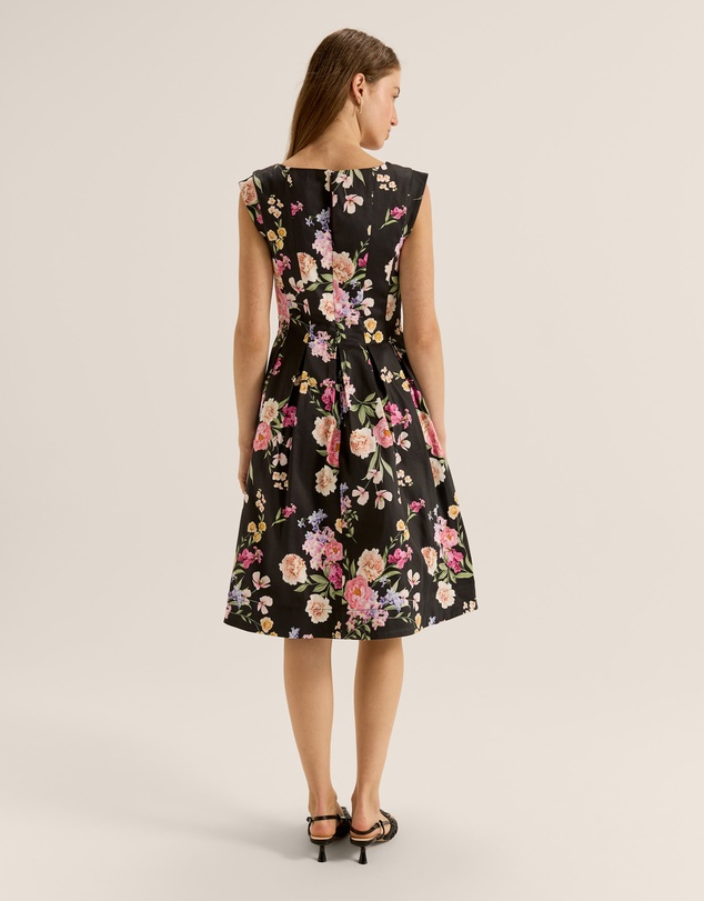 Review - Jardin Dress