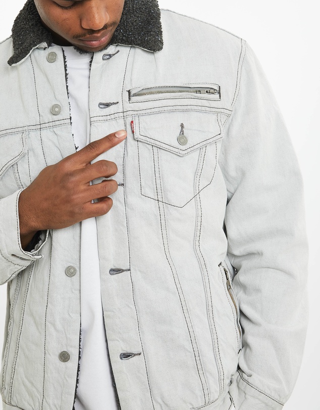Vintage by The Real Deal - Pre Loved - 90s Levi's Sherpa Lined Denim Jacket