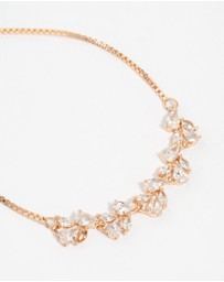Lovisa - Gold Cubic Zirconia Floral Stretch Bracelet