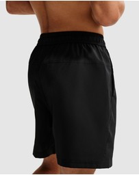 Nike - Dri-FIT Form 7in Shorts Gfx
