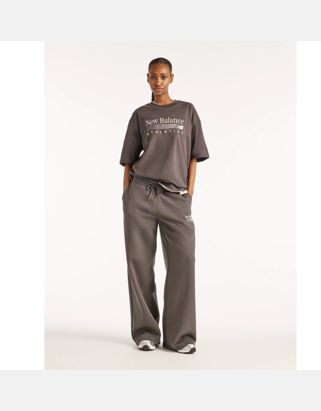 New Balance - Trackside Oversized T-Shirt