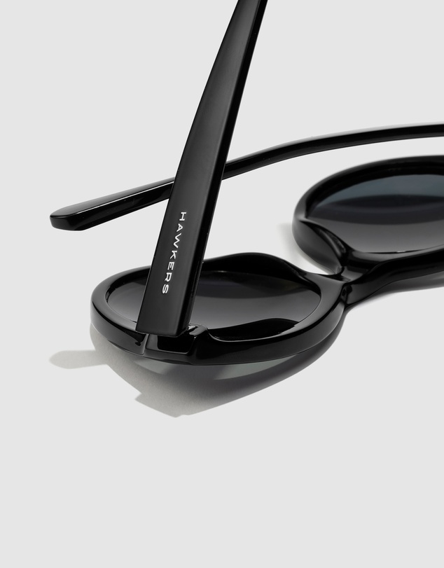Hawkers Co - HAWKERS - Black DIVINE Sunglasses for Men and Women UV400