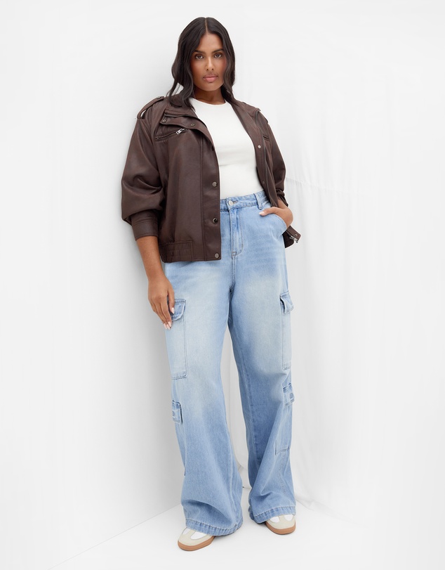 City Chic - Harley Fit Iona Cargo Wide Leg Short Jean