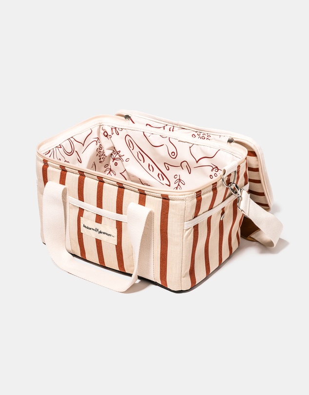 Business & Pleasure Co. - The Premium Cooler Bag