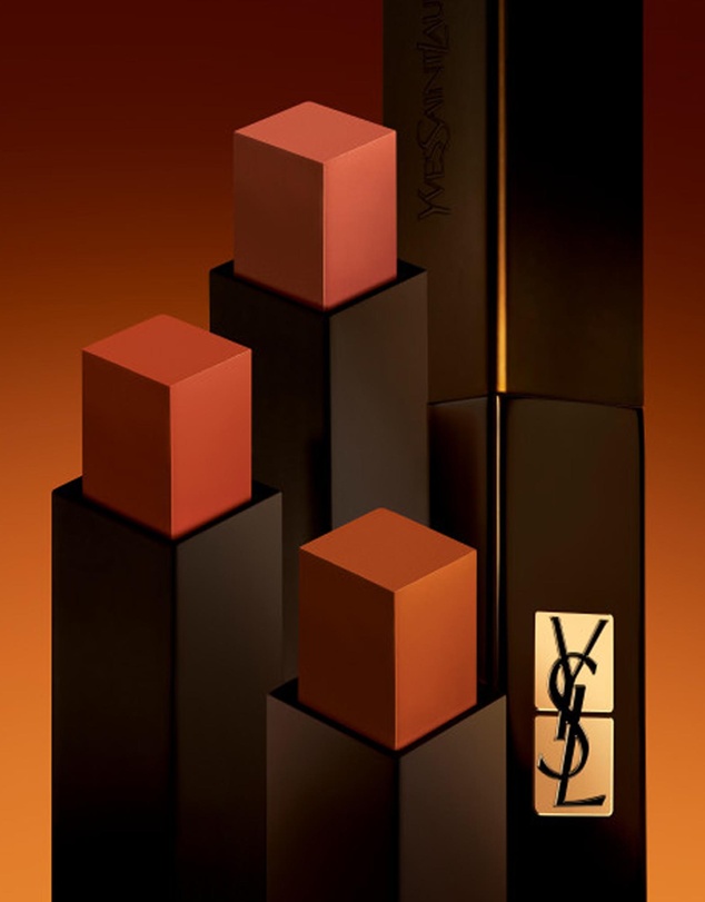 Yves Saint Laurent - The Slim Velvet Radical