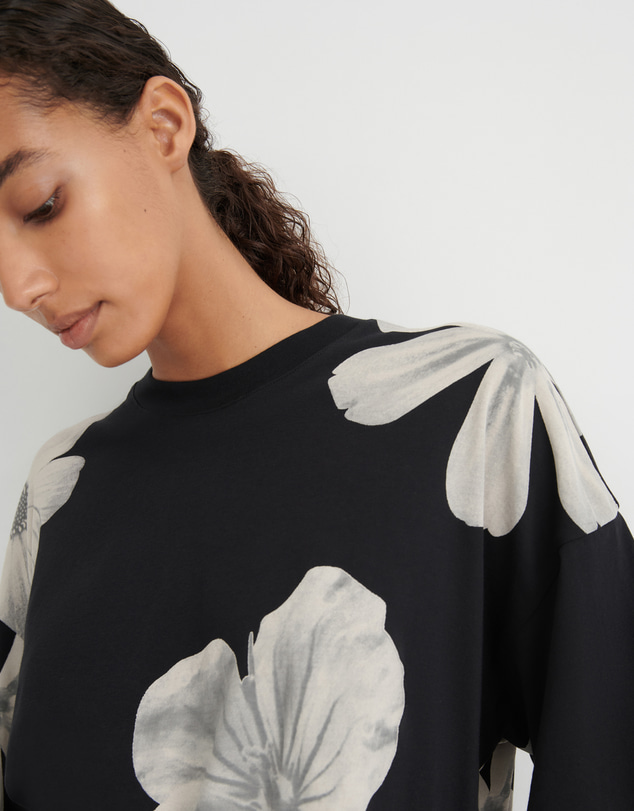Kowtow - Oversized Boxy Tee