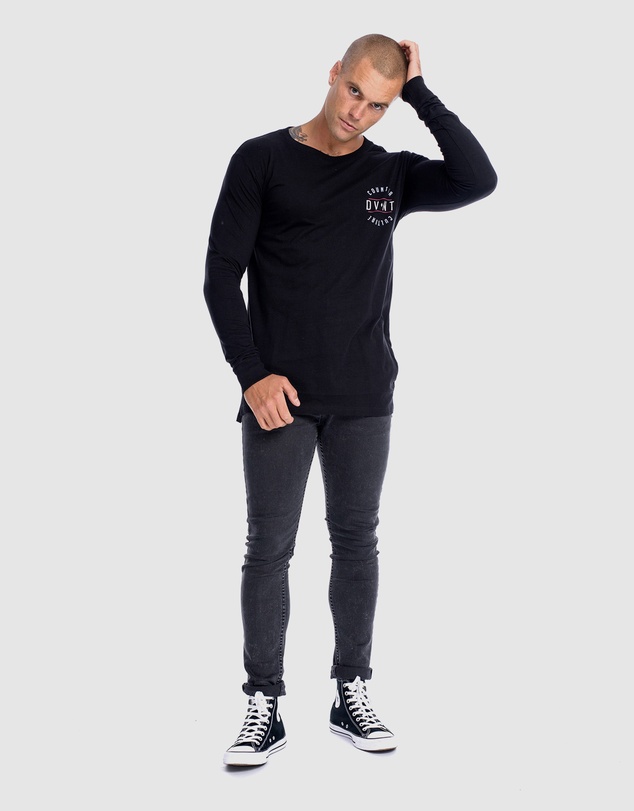 DVNT - C.C Badge Long Sleeve
