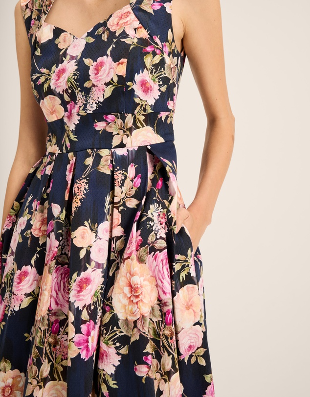 Review - Aurora Dress
