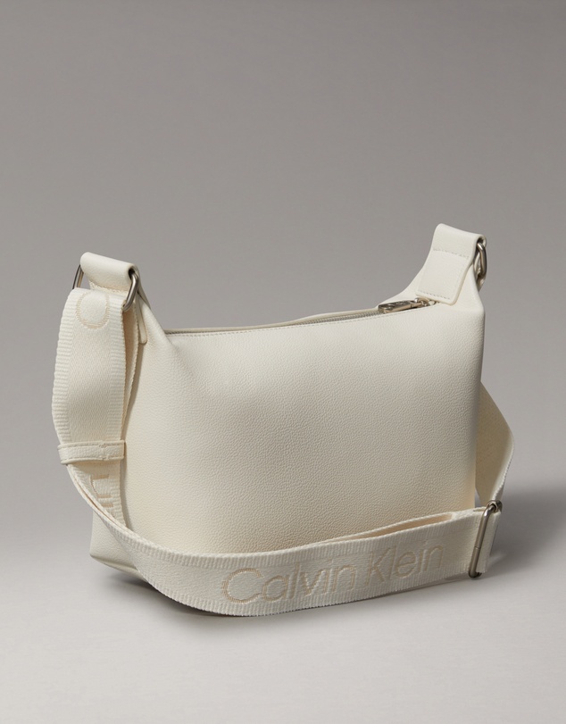 Calvin Klein - Ultralight Shoulder Bag