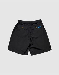Larriet - Scale Shorts