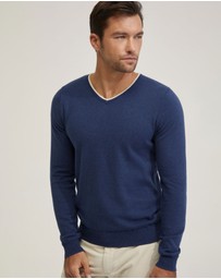 Oxford - Tipping V-Neck Knitted Top