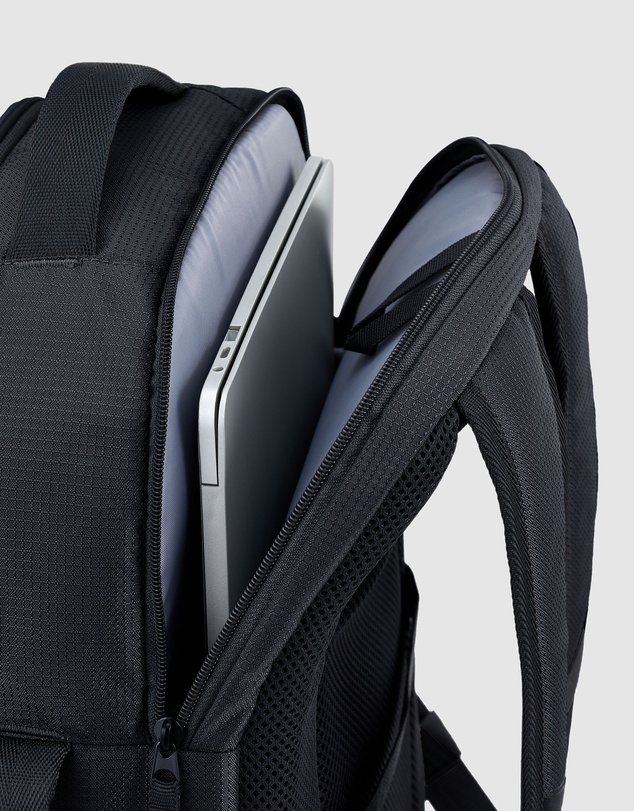 High Sierra - Ultimate Access 4 Dlx 16'' Laptop Travel Backpack