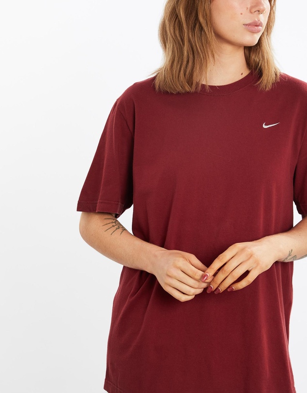 Vintage by The Real Deal - Pre Loved - Vintage Nike Tee