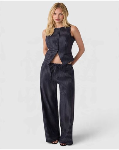 DARING OCEAN PINSTRIPES