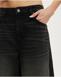 Cotton On - 91 Baggy Denim Jort