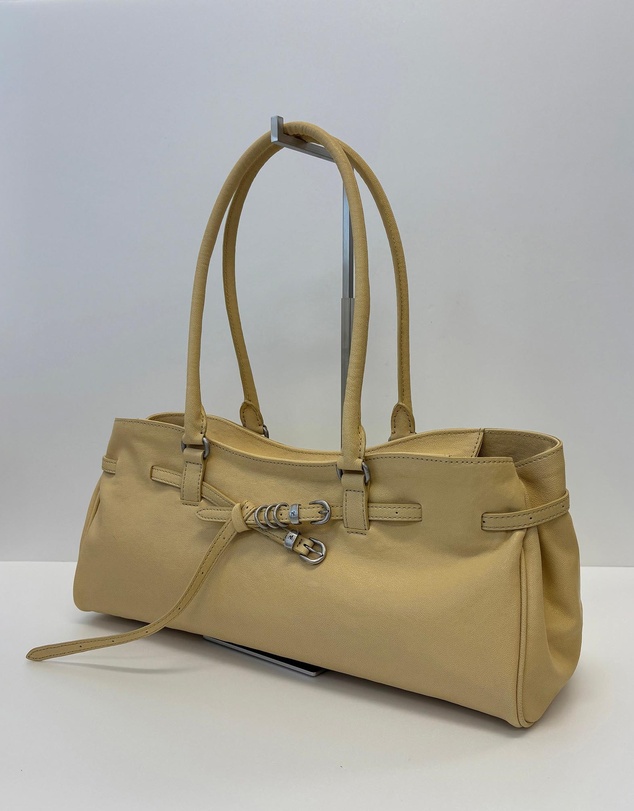 MARGESHERWOOD - Soft Grandma Shoulder Bag