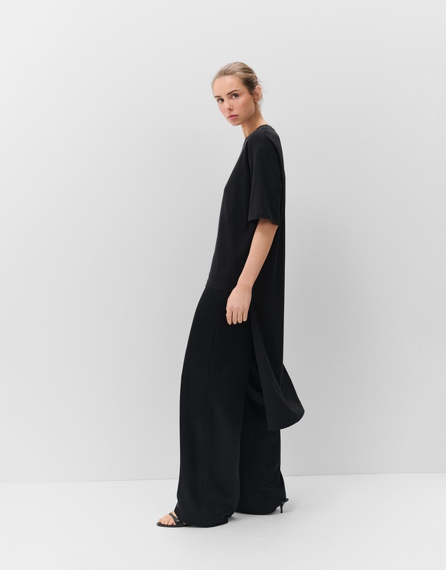 UNISON - Longline Hem Tee