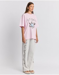 MAKU - Smiley Flower Oversized Tee