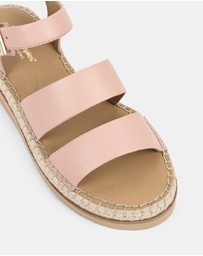 Hush Puppies - Weave