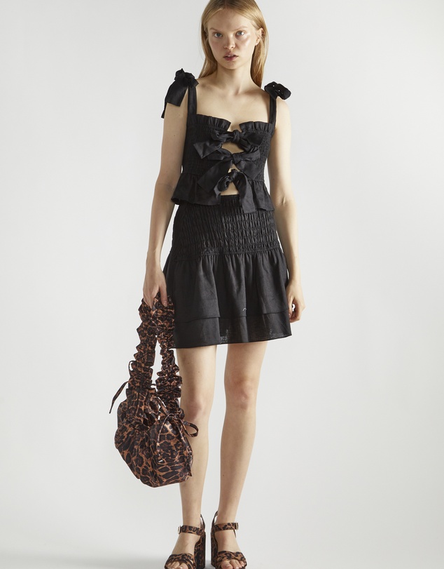 Glamorous - Tie front smocked top