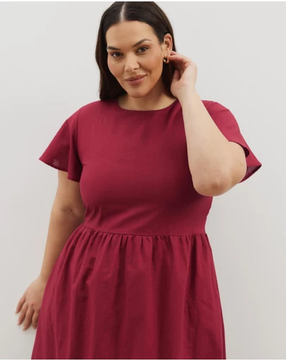 Atmos&Here Curvy - Jade Flutter Sleeve Midi Dress
